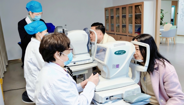 民革黨建丨醫(yī)路同行護睛彩 博愛攜手啟新程